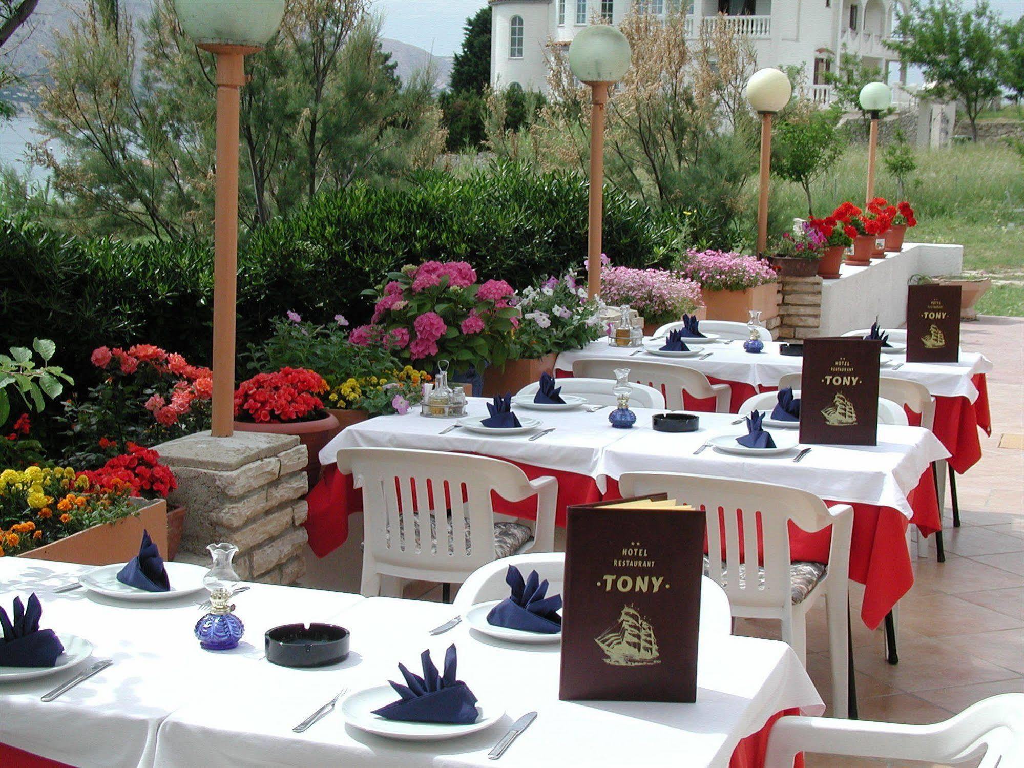 Hotel Tony Паг Ресторан фото